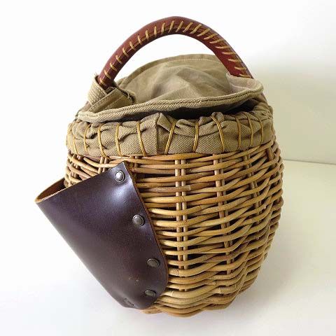 美品❗️ ebagos エバゴス　 扇型 かごバッグ　ブライドルレザー × 紅籐 美品❗️ ebagos エバゴス 扇型 かごバッグ ブライドルレザー × 紅籐