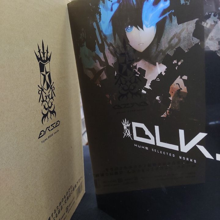 イラストレーターhuke氏初画集「BLK.」限定版（figma BRSB同梱）（開封