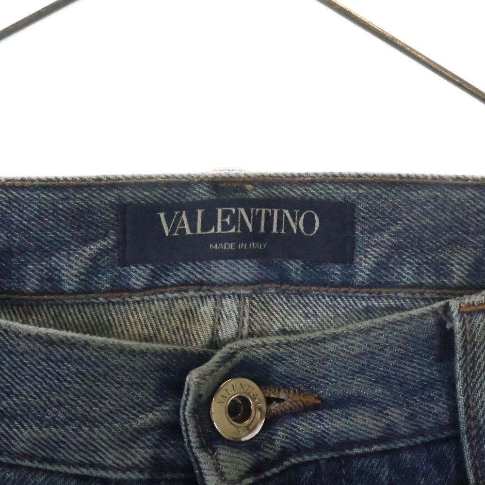G8267*VALENTINO ヴァレンティノ☆花柄☆刺繍☆デニム☆パンツ☆黒. G8267*VALENTINO ヴァレンティノ☆花柄☆刺繍☆デニム☆パンツ