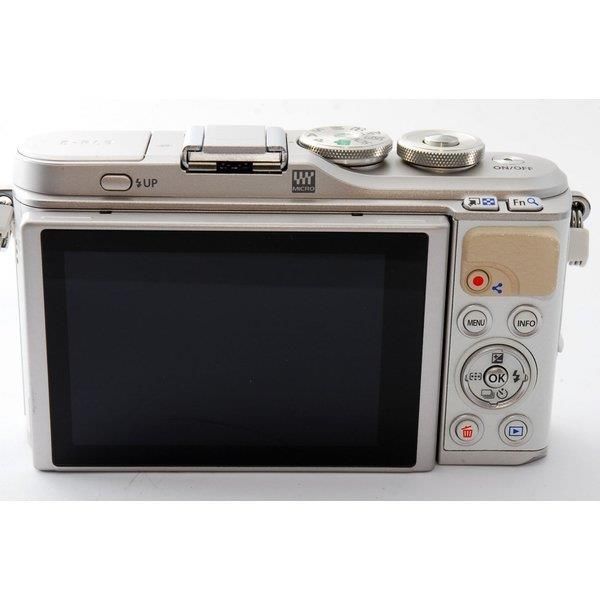 オリンパス OLYMPUS E-PL9 レンズセットホワイト 美品 SDカード付 オリンパス OLYMPUS E-PL9 レンズキット ホワイト SDカード付き