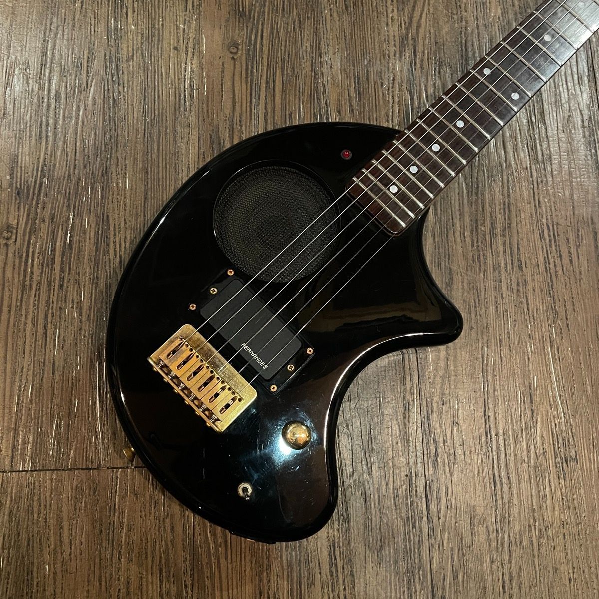 Fernandes ZO-3 Electric Guitar アンプ内蔵 エレキギター フェルナンデス