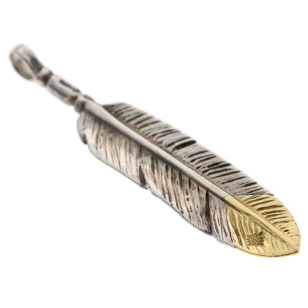 REDMAN (レッドマン) 先金 小フェザー 左向き ペンダントトップ