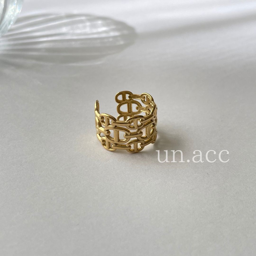 ステンレス ゴールド リング H モチーフ 3連 トリプルアンカーチェーン