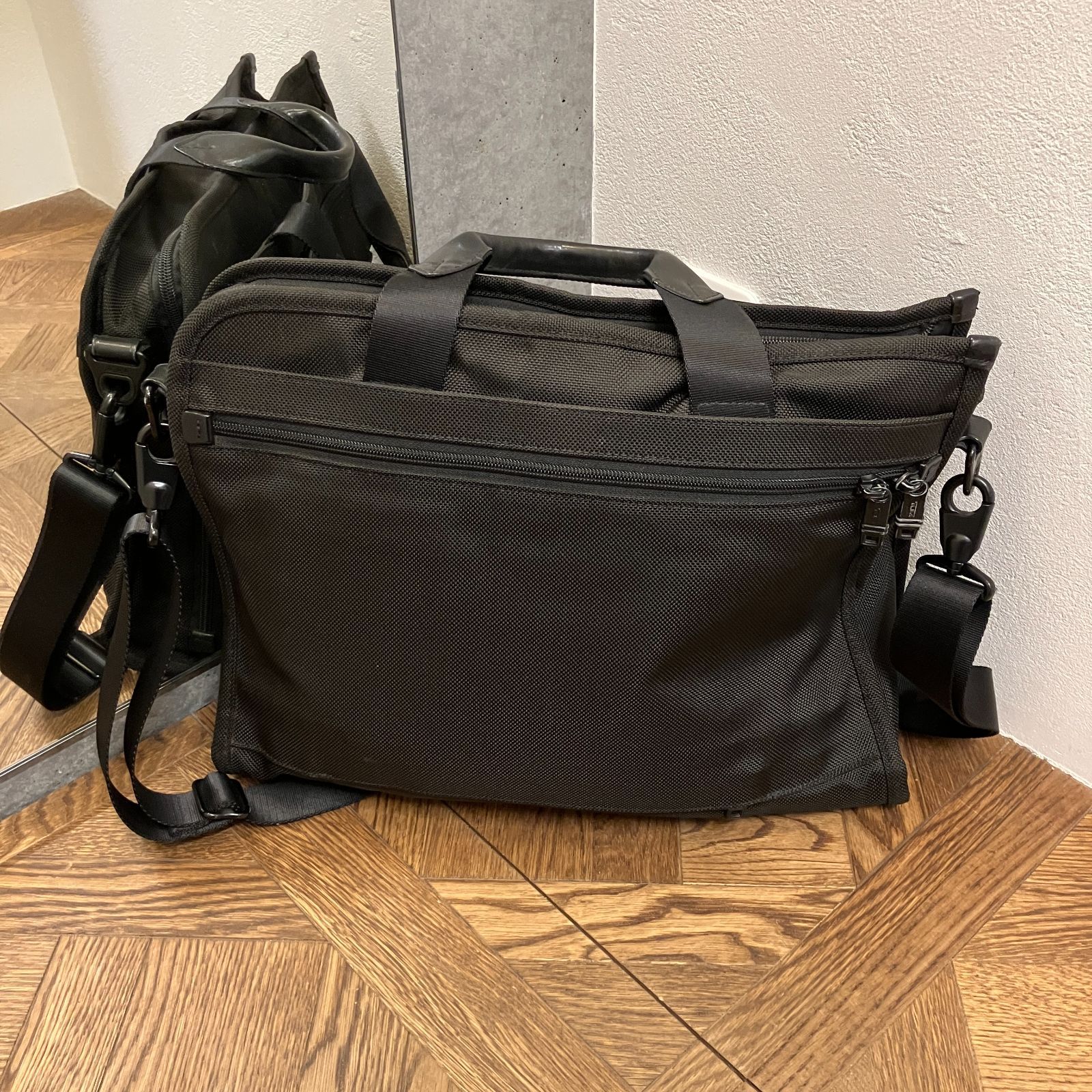TUMI 26138D2E Alpha3 エクスパンダブル トート TUMI ALPHA エクスパンダブル・オーガナイザー・ラップ