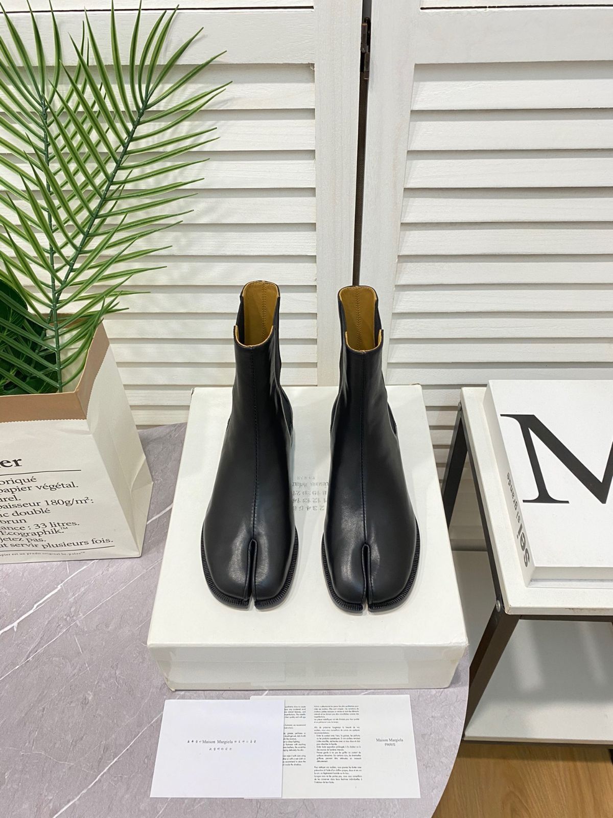 週末限定金額 メゾンマルジェラ Maison Margiela Tabi タビ 足袋 