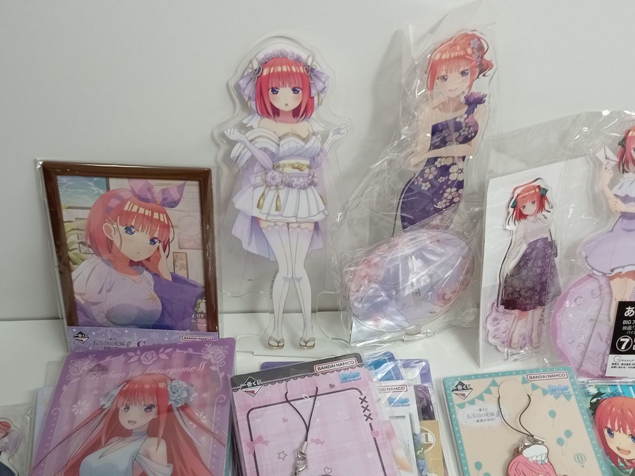 五等分の花嫁 中野二乃 グッズ ラバーストラップ 缶バッジ