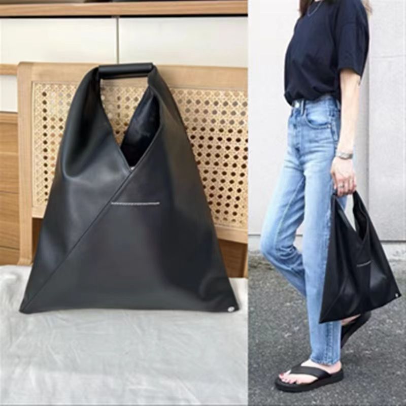 新品ゾンマルジェラ Maison Margiela MM6 トートバッグ黒です - メルカリ