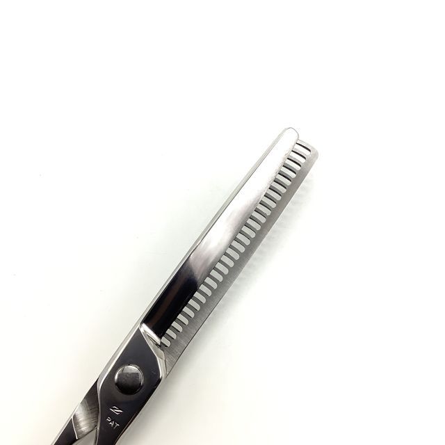 豊富な品揃え。 ナルトシザーズ ナルトシザーNARUTO SCISSORS 二梳きラムネS27 オフセット シザー セニング 美容ハサミ すきばさみ 美容師 理容師 約15～20% 右利き 5.8インチ sc2517