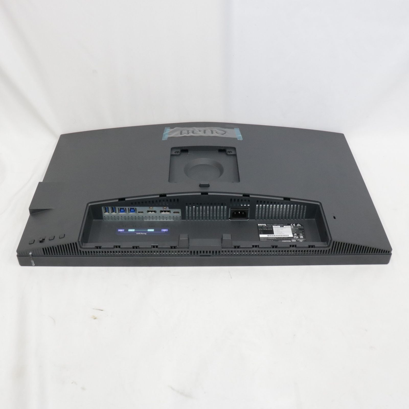 BenQ PD2706UA 液晶ディスプレイ 27型/ 3840×2160/ HDMI、DisplayPort、USB-C（90W給電）/ ブラック/ スピーカー：あり e-TREND｜BenQ LCD PD2706U [液晶ディスプレイ 27型⁄3840×2160⁄ブラック]