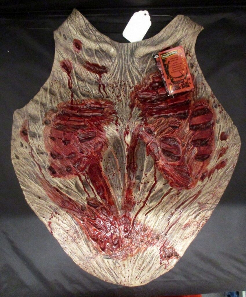 TRICK RO TREAT STUDIOS OFFICIALLY LICENSED MASK COLLECTION ZOMBIE CHEST