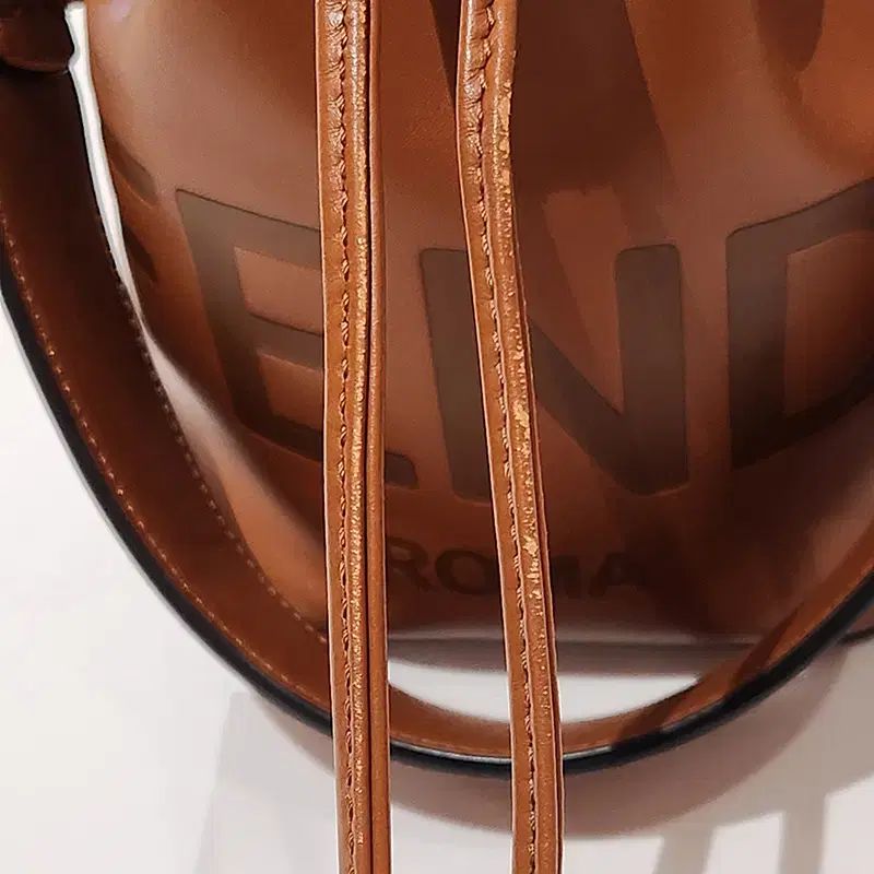 フェンディ モントレゾール ミニ バケット クロスバック 8BS010 DECORATOM_COM_BR