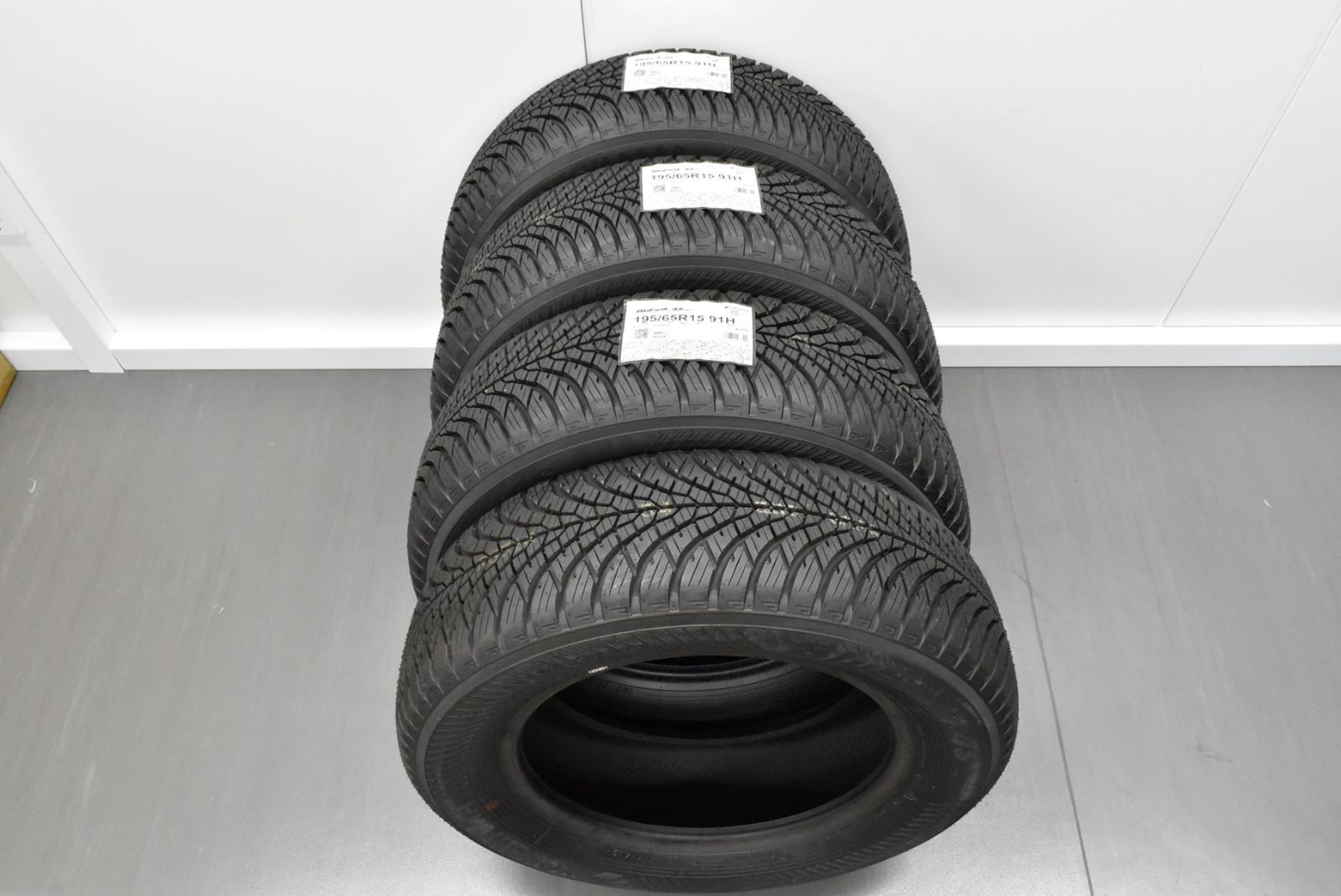 YOKOHAMA BlueEarth E52 195/65R15 4本セット 楽天市場】ヨコハマ