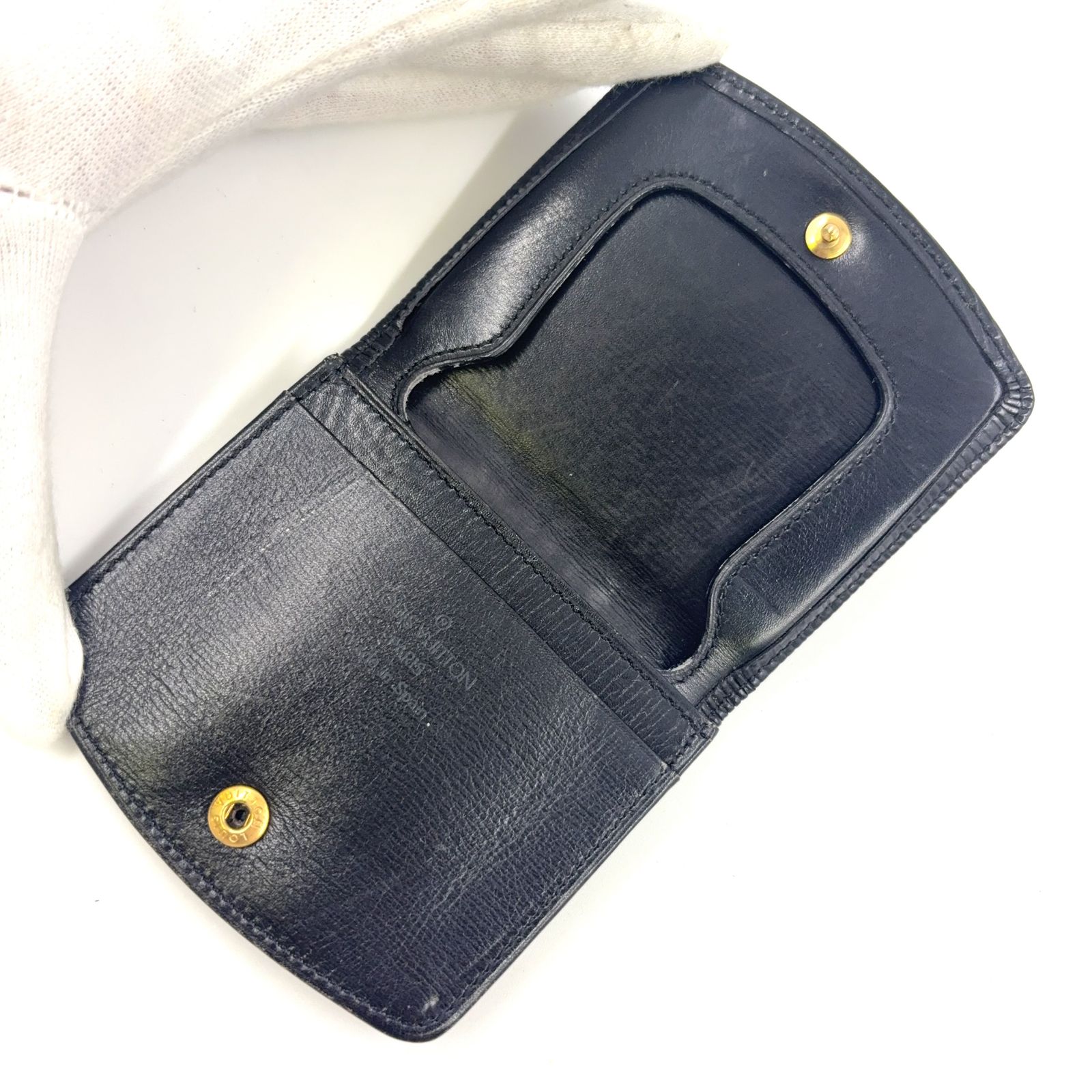 LOUIS VUITTON エピ　キュベットスプール　ノワール LOUIS VUITTON エピ キュベットスプール ノワール安く 買う