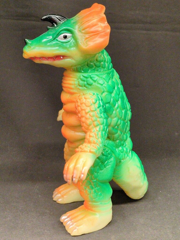 ブルマァク 復刻 アギラ(蓄光) ポピー 新・復刻版怪獣シリーズ ブルマァク アギラ 蓄光成型