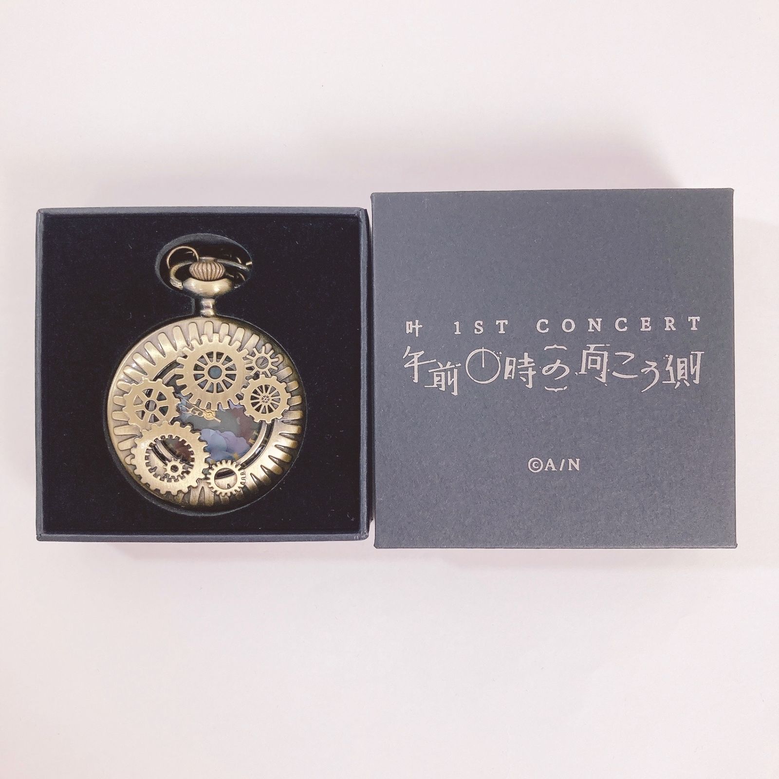 イベントロゴ 懐中時計 バーチャルYouTuber にじさんじ 叶 1st Concert 午前0時の向こう側