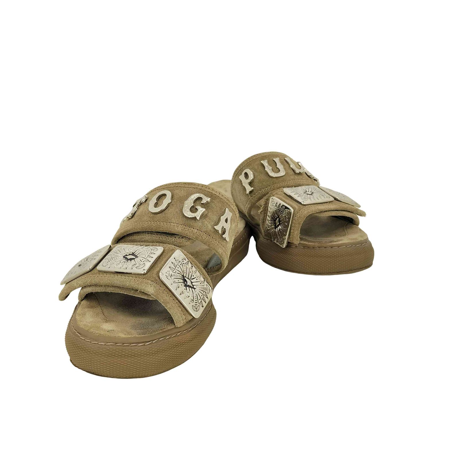 トーガプルラ TOGA PULLA KHAKI SUEDE SLIDERS メタルロゴ サンダル  