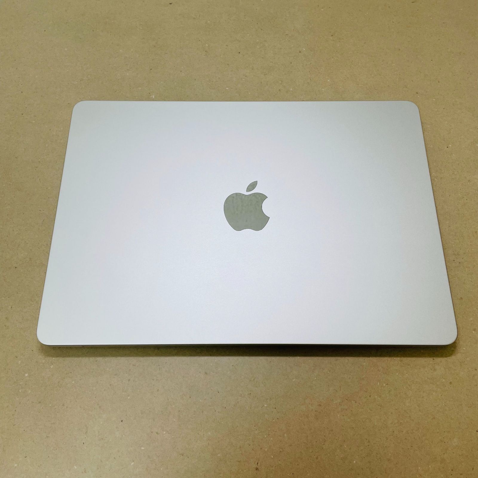 バッテリー最大容量100％ MacBook Air 13インチ M3 2024 8C CPU/10C