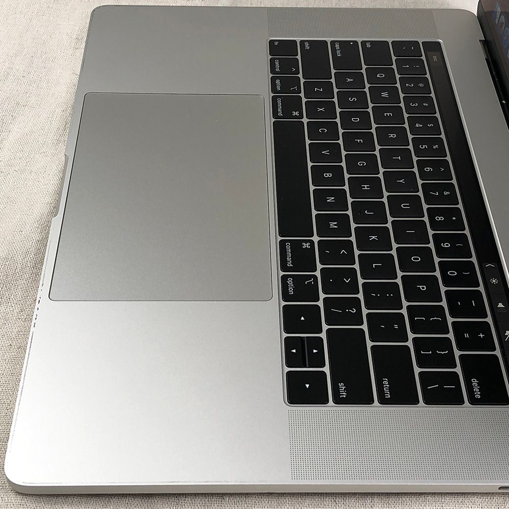 ◇ジャンク品・本体のみ◇Apple MacBook Pro (15インチ 2018