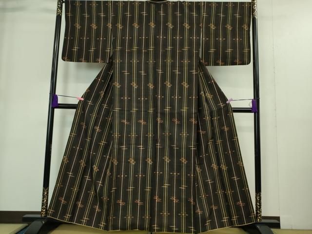 平和屋着物 上 国指定重要無形文化財 本場久米島紬 手織 DZAA9373kh5