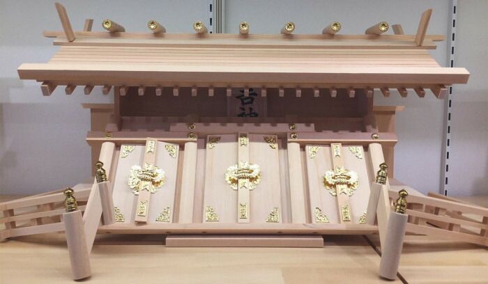 神棚の里 木曽桧 神棚 低床通し屋根三社月読 金具