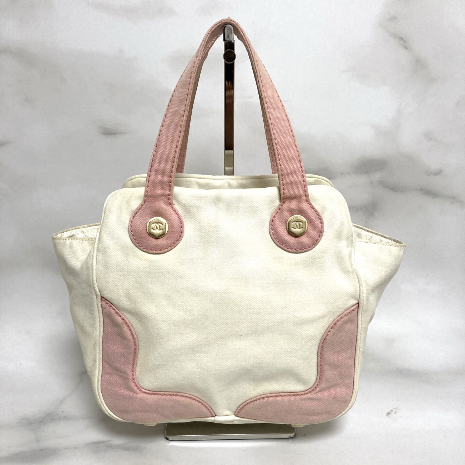 CHANELシャネルココマーク マシュマロトートバッグ 楽天市場】CHANEL シャネル マシュマロバッグ ココマーク トートバッグ