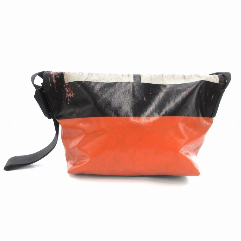 FREITAG フライターグ　オレンジ メッセンジャーバッグ FREITAG オレンジ メッセンジャーバッグ Amazon.co.jp: FREITAG