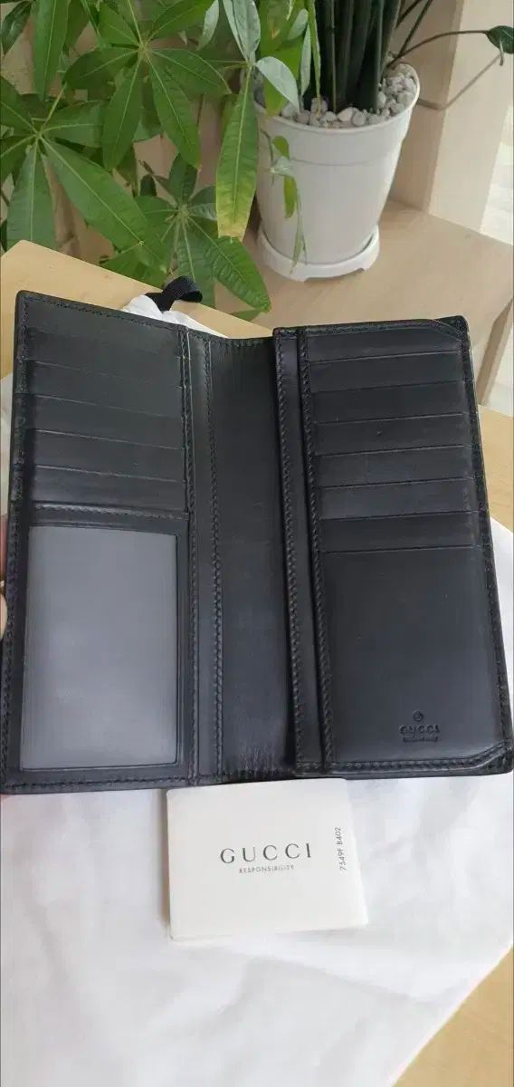 グッチ