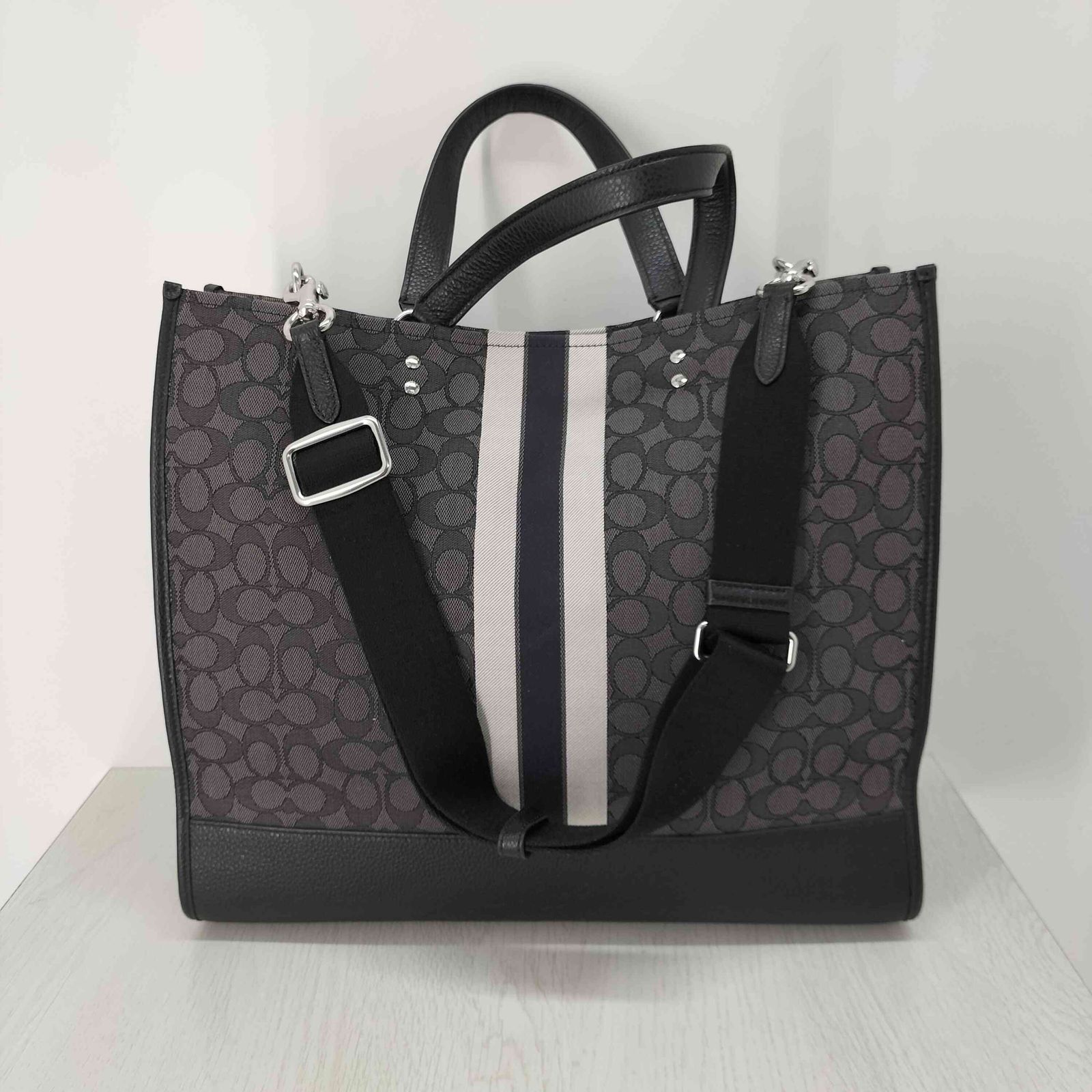 COACH】トートバッグ_デンプシー40 ブラック 【公式通販】
