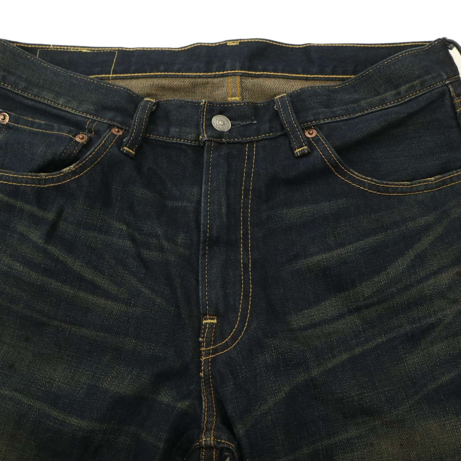 Levi