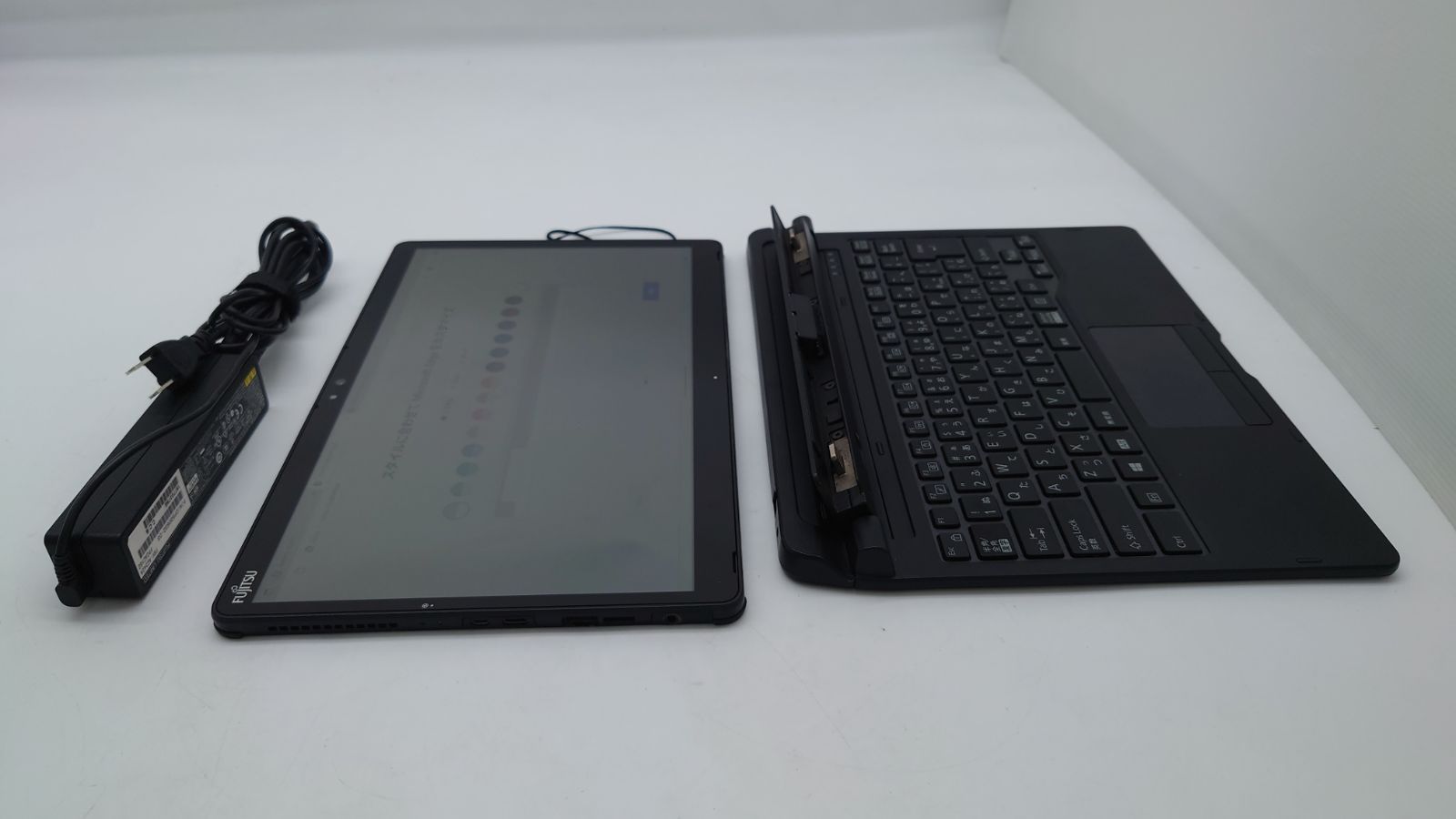 富士通 タブレット Arrows Tab Q738/SB FARQ19001 13.3型 Core