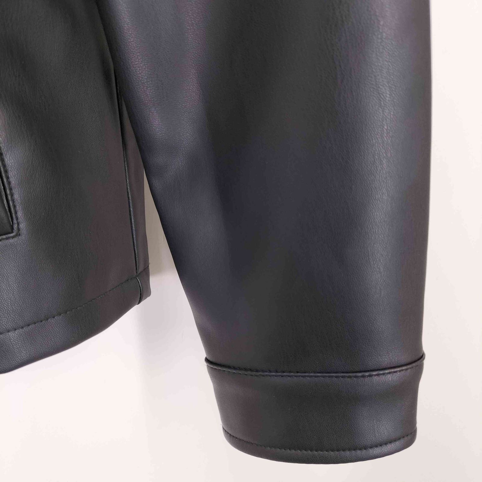 ZARA/ザラ/フェイクレザー/コーチジャケット ZARA フェイクレザージャケット コーチジャケット L 新品タグ