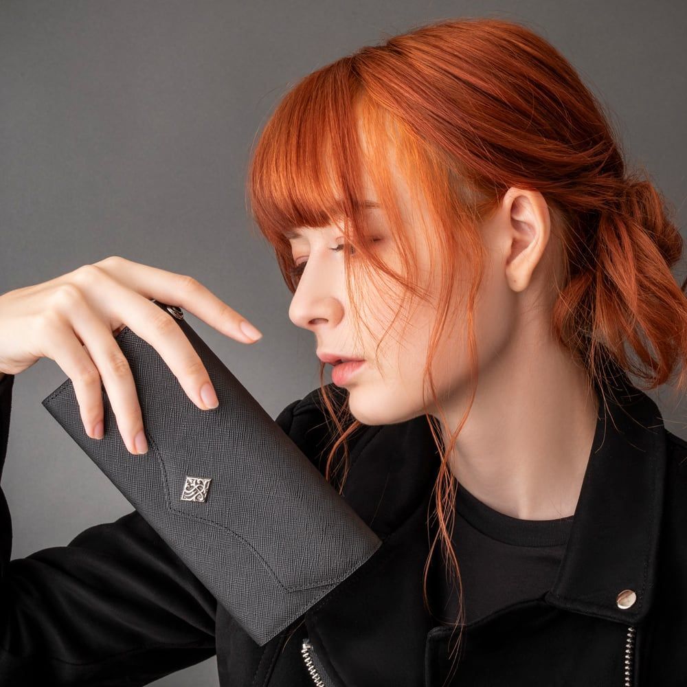 アルテミスクラシック レザーブランド