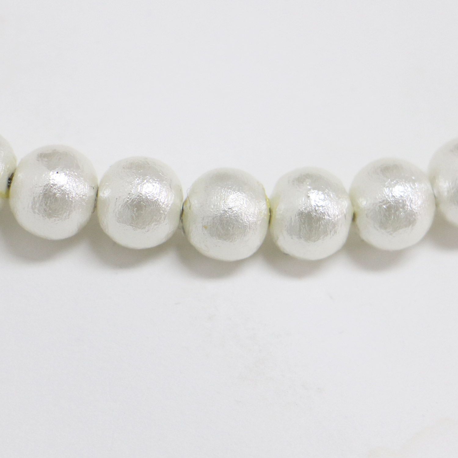 MOY PARIS コットンパールネックレス