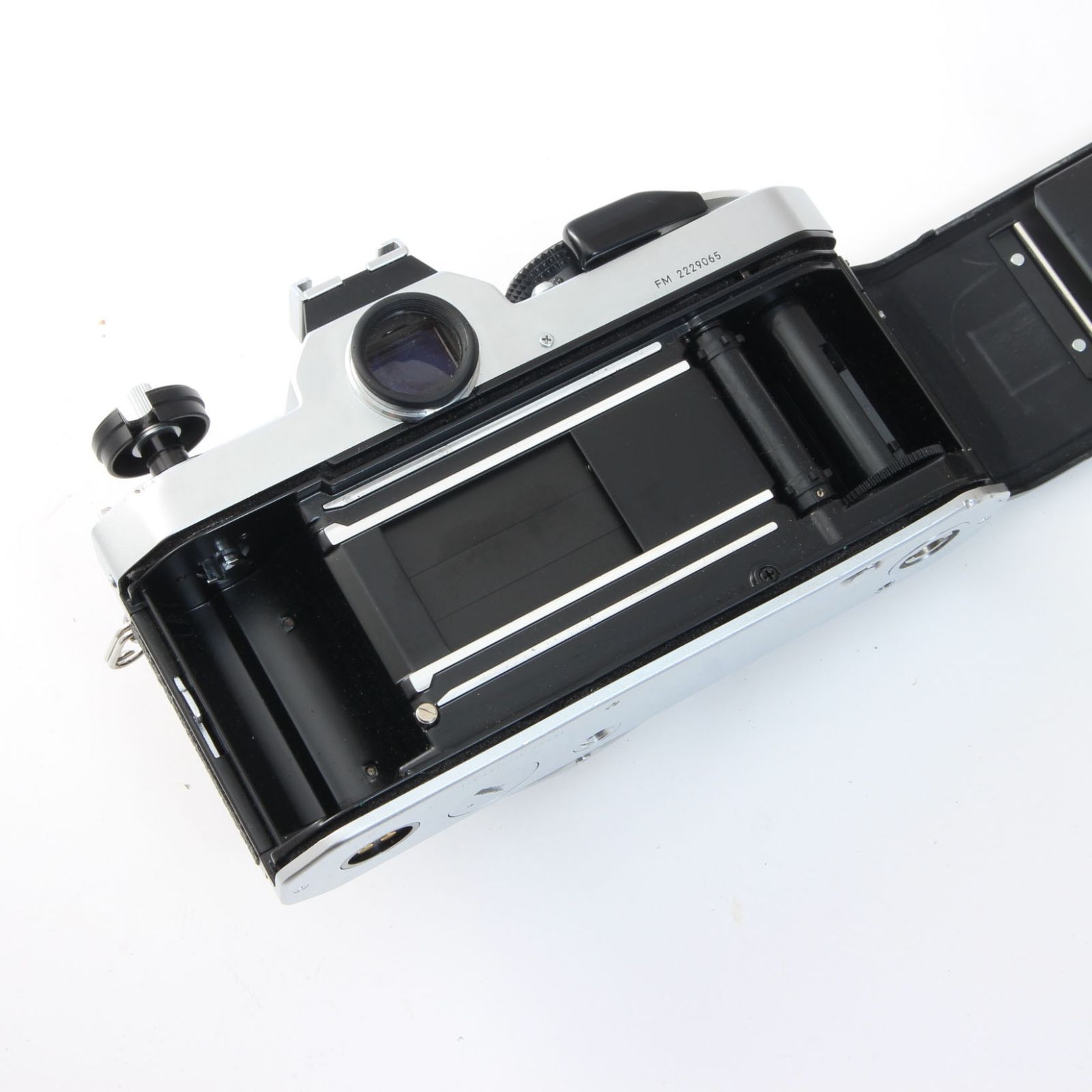 Nikon FM シルバーボディ フィルムカメラ Amazon | Nikon FM シルバー | 一眼レフカメラ 通販