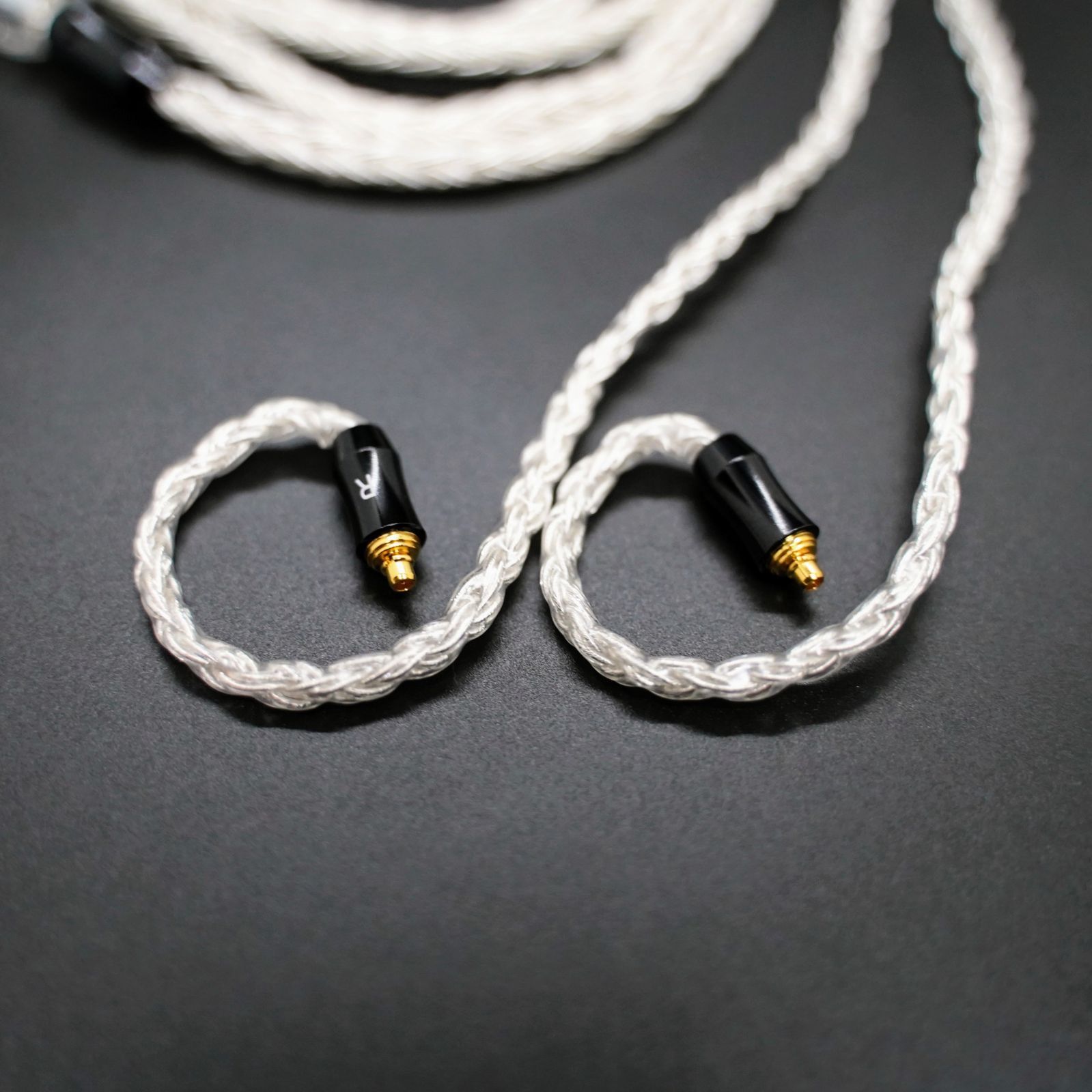 【超希少-最高仕様】16コア IE300 600 900/4.4mmバランス 超希少-最高仕様】16コア IE300 600 900/4.4mmバランス - メルカリ