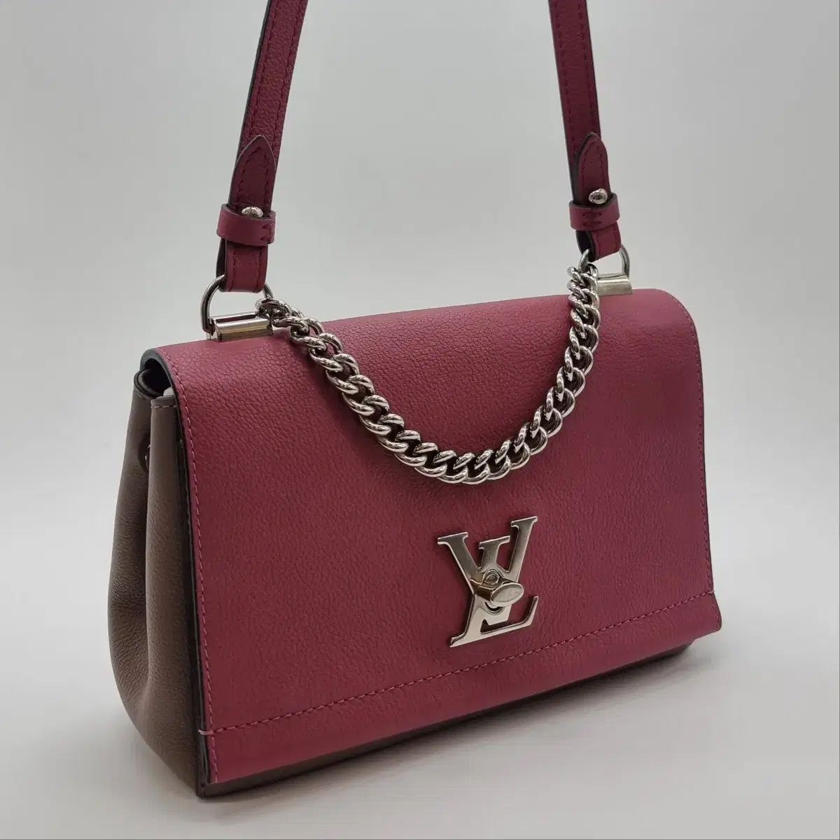 Louis Vuitton(ルイヴィトン) ロックミー 2 BB ツートン バイ