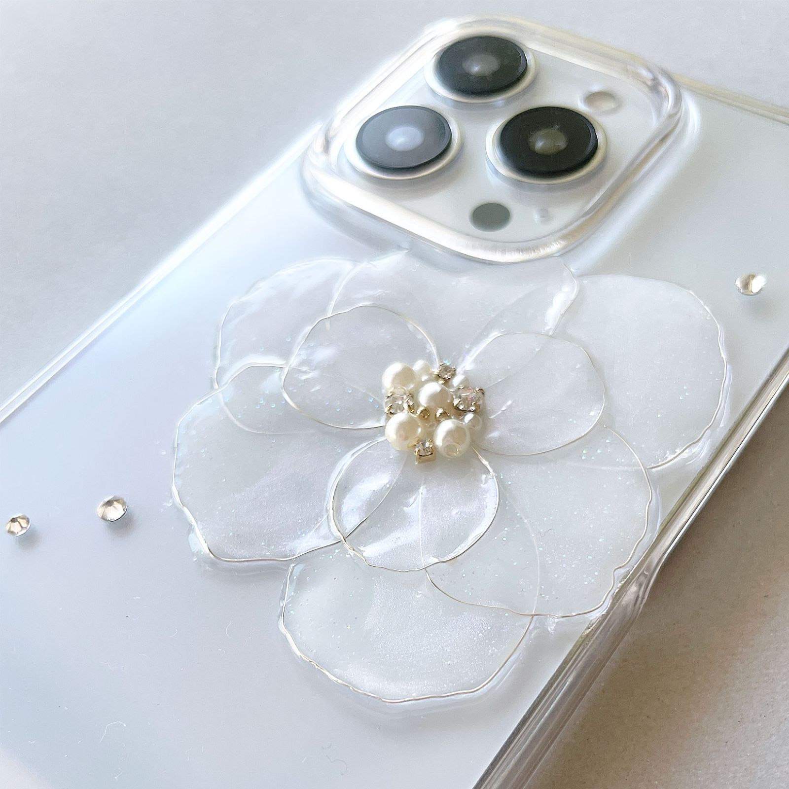 韓国風カメリアスマホケース ホワイトデコ iPhone/Xperia/Galaxy 
