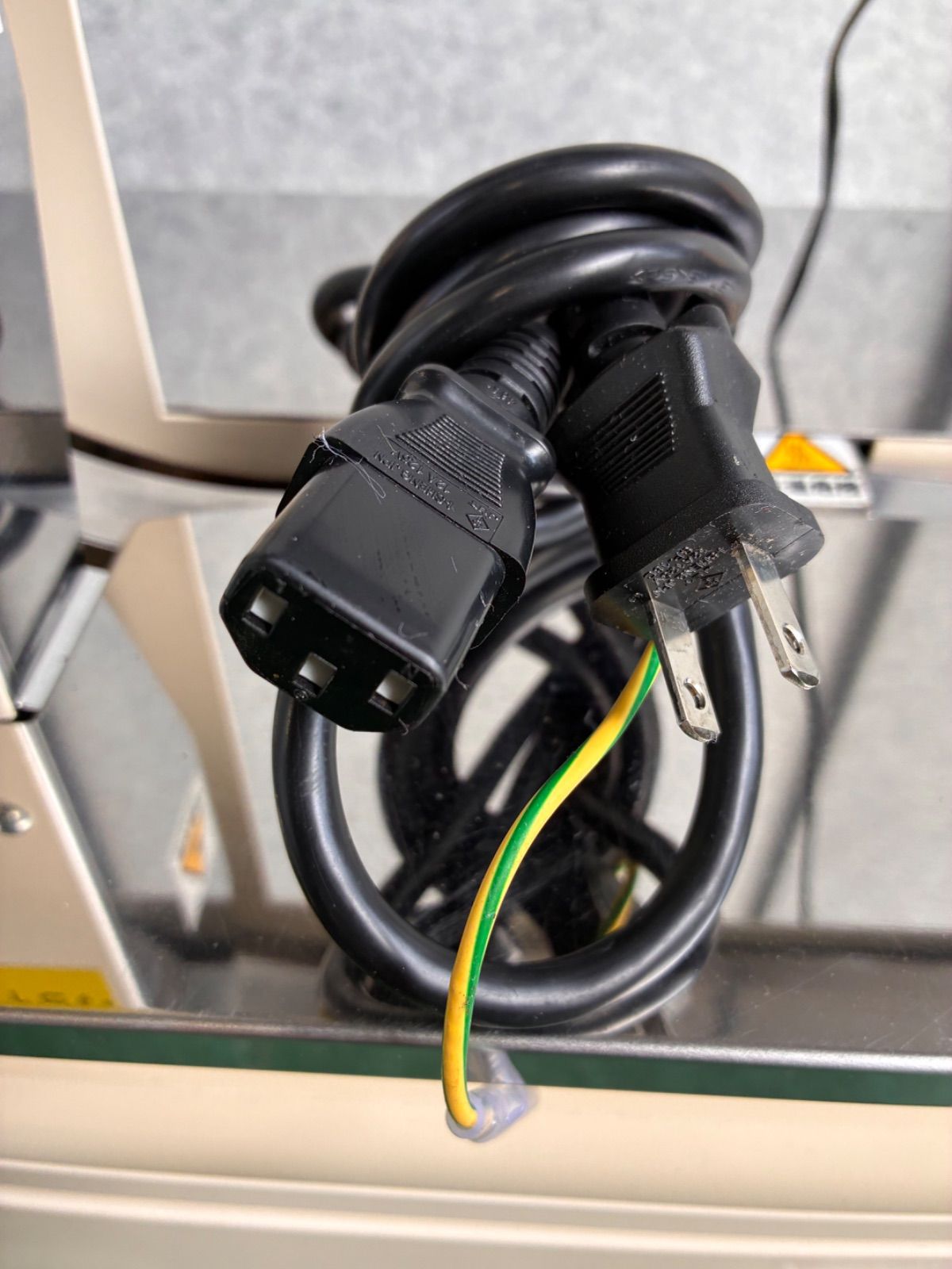 卓上自動梱包機