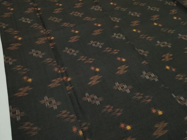 平和屋本店□極上 国指定重要無形文化財 本場久米島紬 手織 そごう扱い