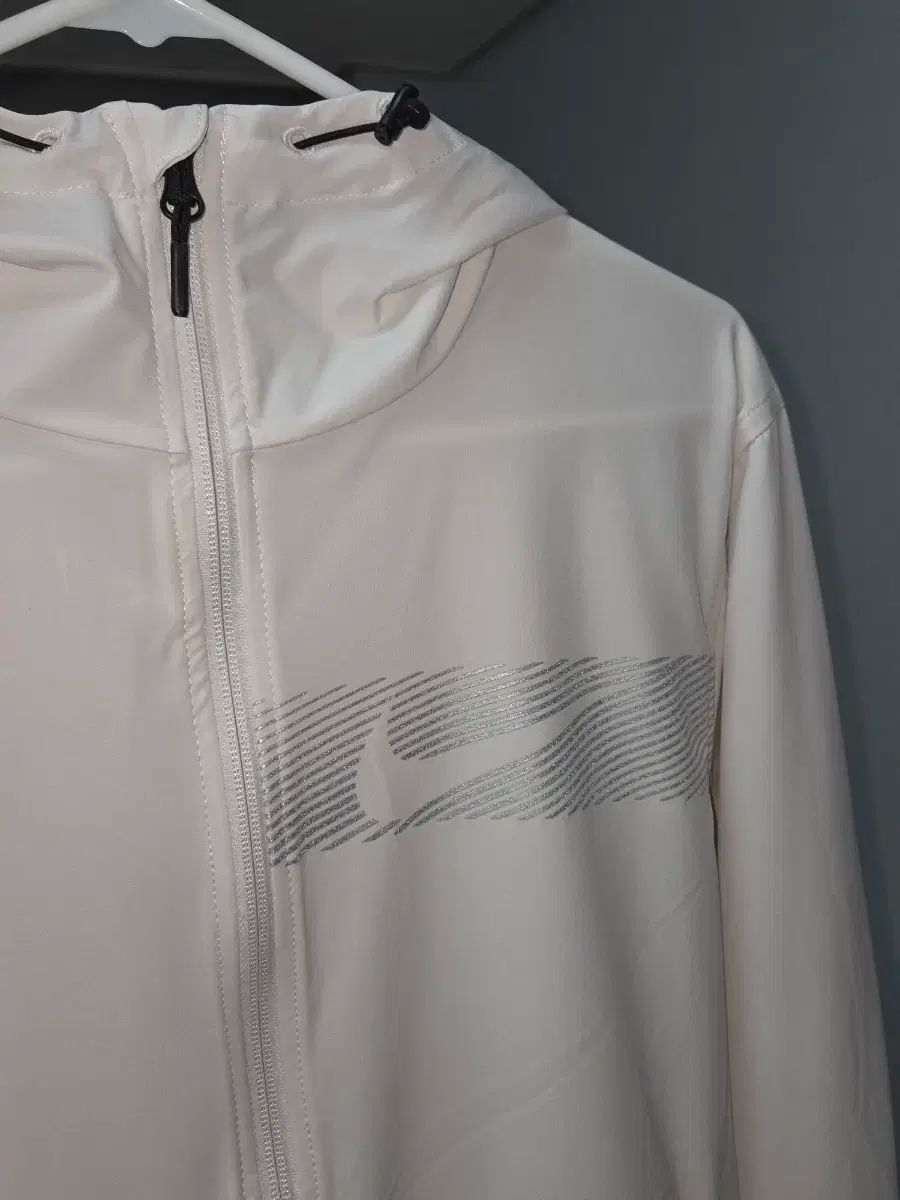 Nike ナイキ 無制限 レペル ランニング フード ジャケット