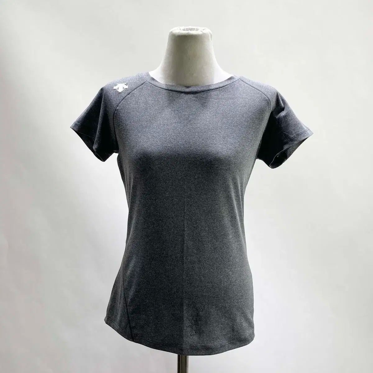 DESCENTE(デサント) 女性用スポーツ半袖Tシャツ グレー 85 ジン