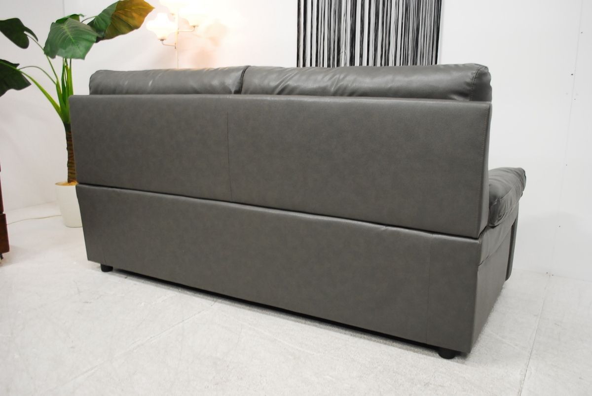 背もたれ脱着式