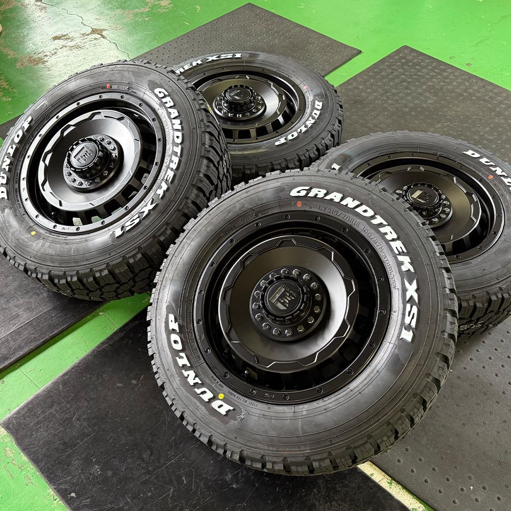 デリカ アウトランダー スタッドレスセット 215/70R16 2018年製 デリカD5 デリカd5 スタッドレス ダンロップ グラントレック XS1 215