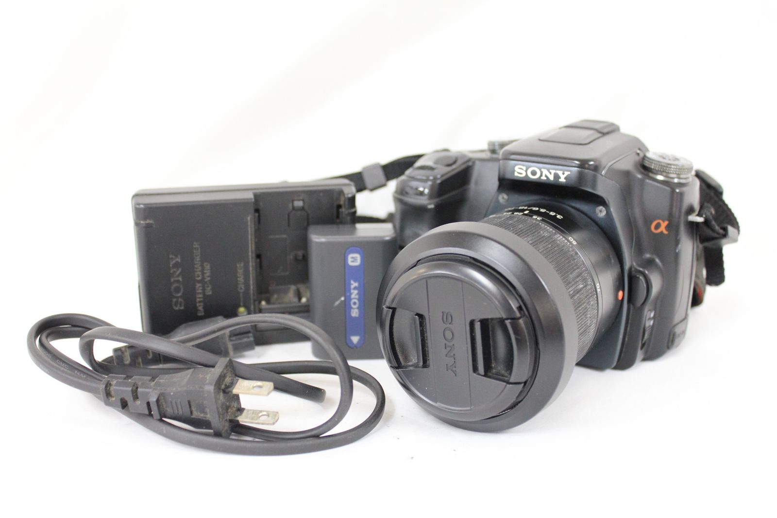 返品保証 ソニー SONY α DSLR-A100 DT 18-70mm F3.5-5.6 バッテリー チャージャー付き デジタル一眼 M6072