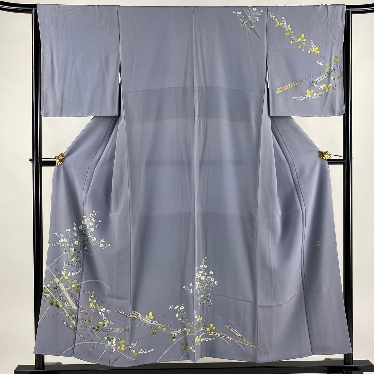 ● 訪問着 身丈153cm 裄丈63.5cm S 袷 やまと 落款 草花 扇子 青灰色 正絹