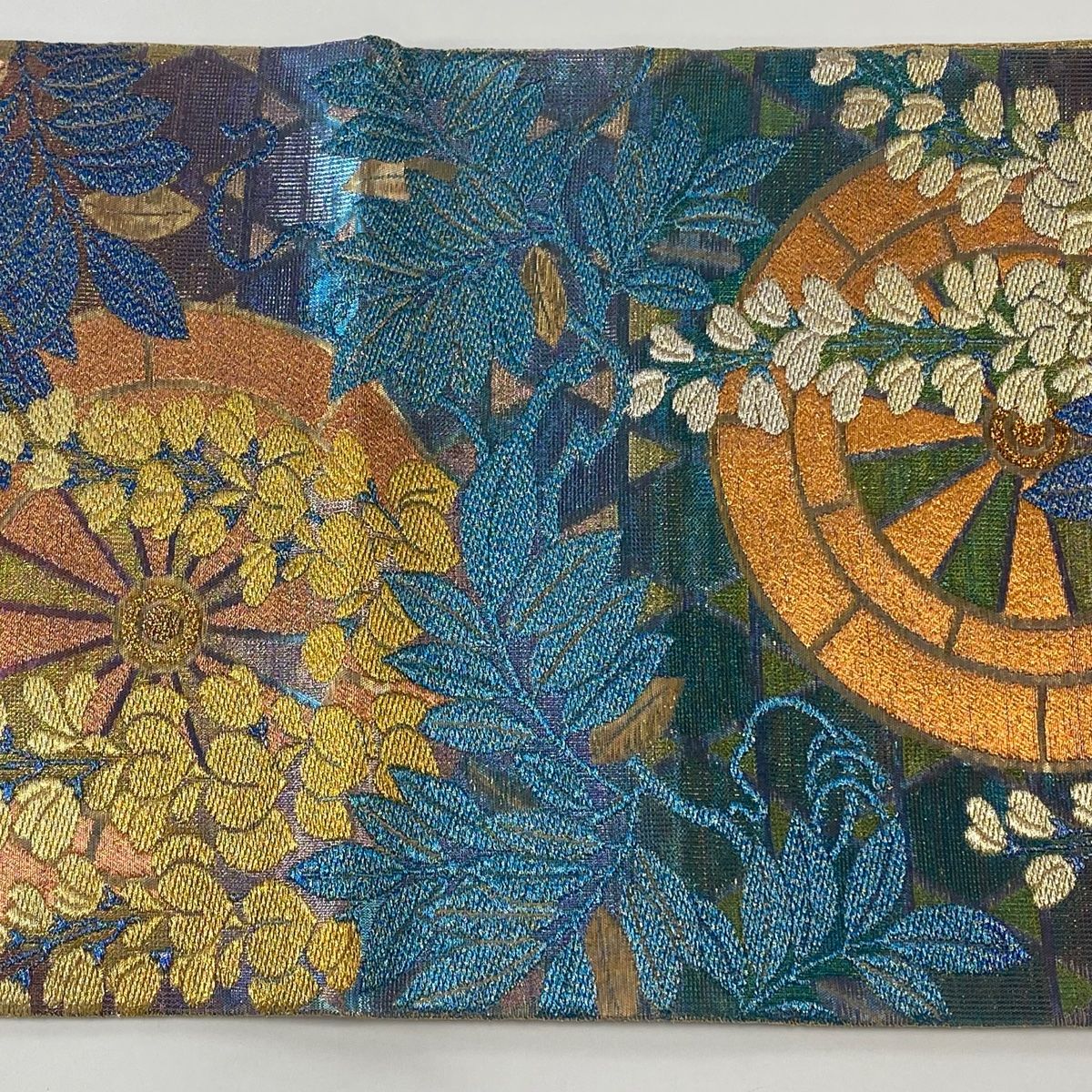 袋帯 美品 逸品 佐波理 落款 御車藤文様 鱗文 箔 ラメ糸 水色 六