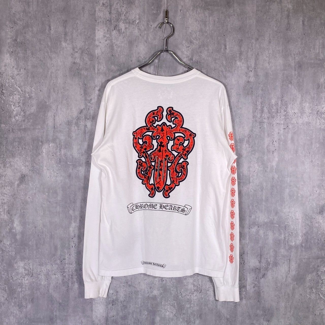 クロムハーツ』(L) ダガープリント ロングTシャツ - メルカリ