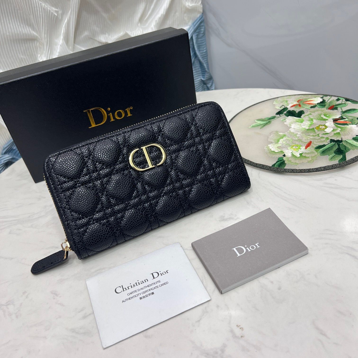 美品 箱付き Dior 長財布 レディディオール ラウンドジップ キルティング ブラック - メルカリ