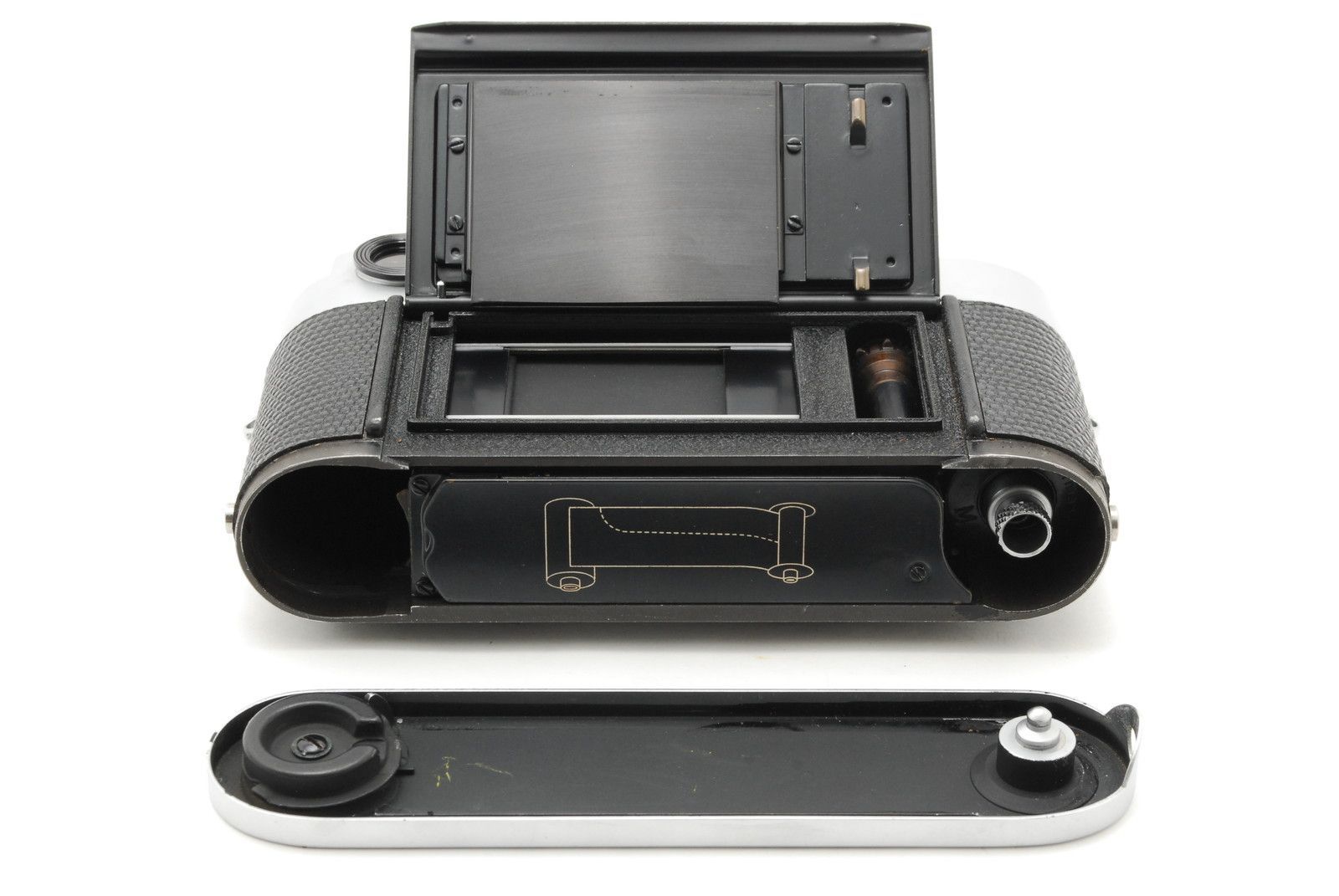 LeicaⅢf セルフタイマー付き Summar 5cm f/2 1938年製 LeicaⅢf セルフタイマー付き Summar 5cm f/2 1938年製 Summar