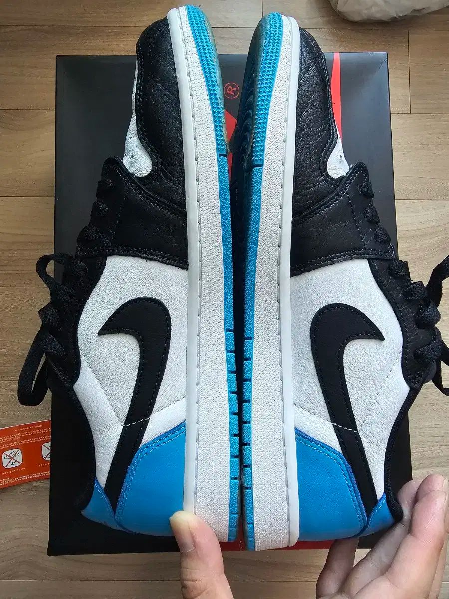 ジョーダン ロー パウダーブルー 290 サイズ